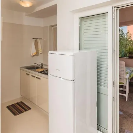 Appartement Grosse In Mit Garten, Grill Und Terrasse