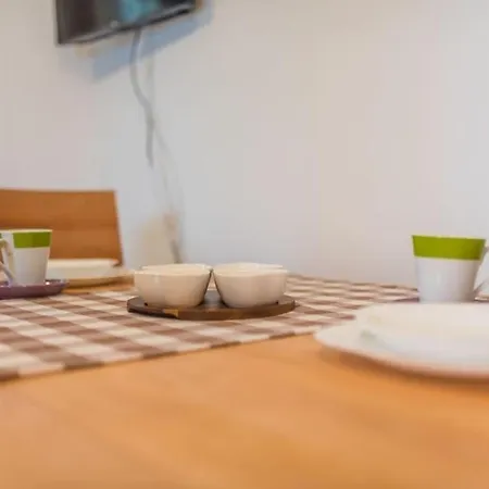 شقة Grosse In Mit Garten, Grill Und Terrasse
